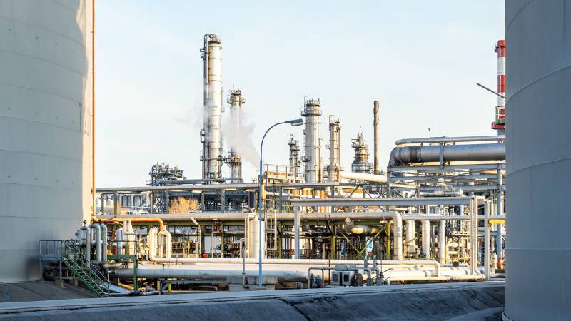 oil-gas-barrier-go-green